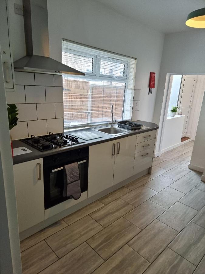 Вилла 23 Woodhouse Stoke-on-Trent Экстерьер фото