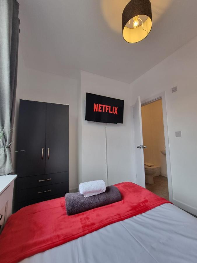Вилла 23 Woodhouse Stoke-on-Trent Экстерьер фото