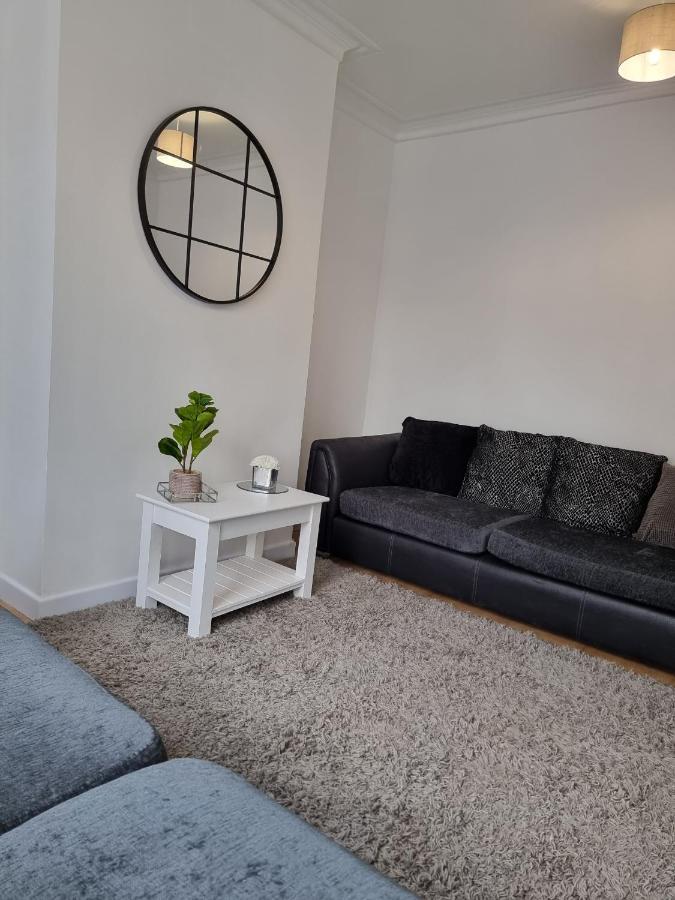 Вилла 23 Woodhouse Stoke-on-Trent Экстерьер фото